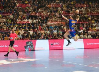 FOTO & VIDEO | Record în sală! România se califică en-fanfare la EURO în faţa a peste 2.000 de buzoieni!