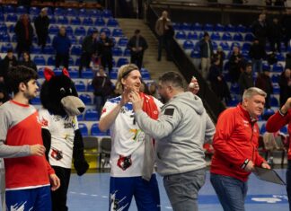 Strategie ieftină a băimărenilor înaintea jocului cu Buzău! Minaur, cu biciul pe arbitri!