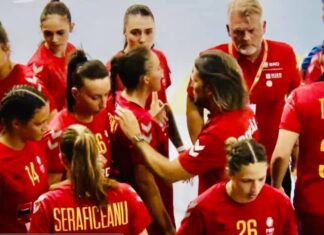 FOTO | Handbalista buzoiancă căreia SCM Gloria Buzău i-a dat cu piciorul joacă astăzi pentru un loc în careul de aşi al EURO U19!