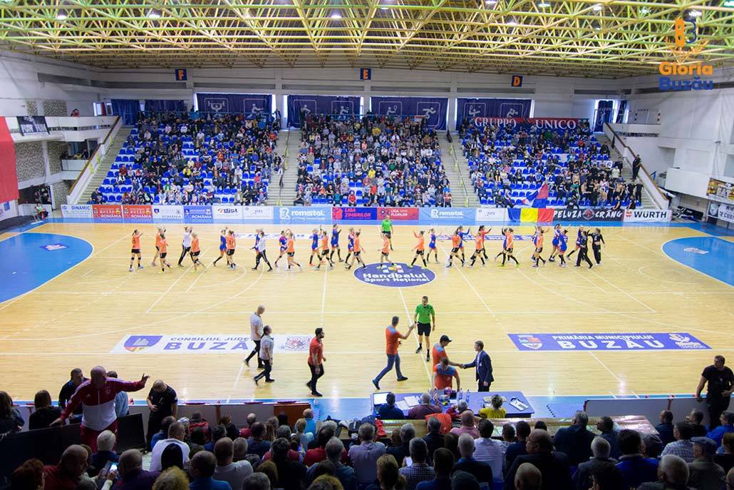 HANDBAL | Victorie pe muchie de cuțit pentru SCM Gloria Buzău, în partida cu Minaur Baia Mare